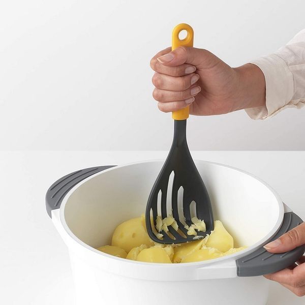 Картоплем'ялка-ложка Brabantia Tasty+ 26,3 см жовта 122866 фото